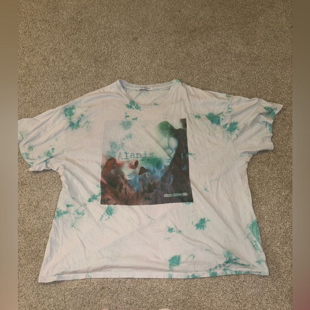 DAYDREAMER Alanis Graphic Tee